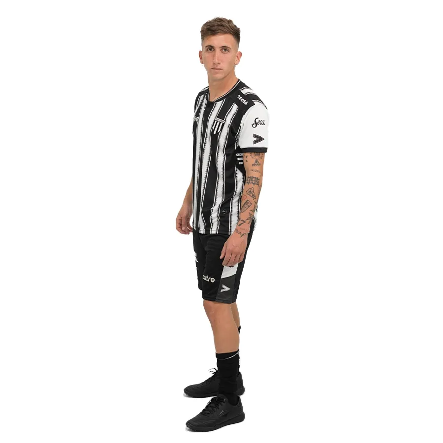 Imagen 2 de 9 de Camiseta Mitre Oficial Gimnasia y Esgrima 23-NEGRO/BLANCO