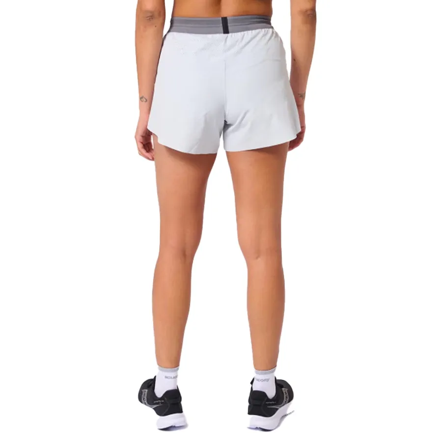 Imagen 1 de 5 de Shorts Saucony Kinvara 3"-GRIS/GRAFITO