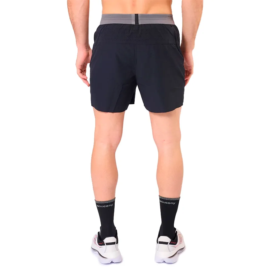 Imagen 1 de 5 de Shorts Saucony Kinvara 5"-NEGRO