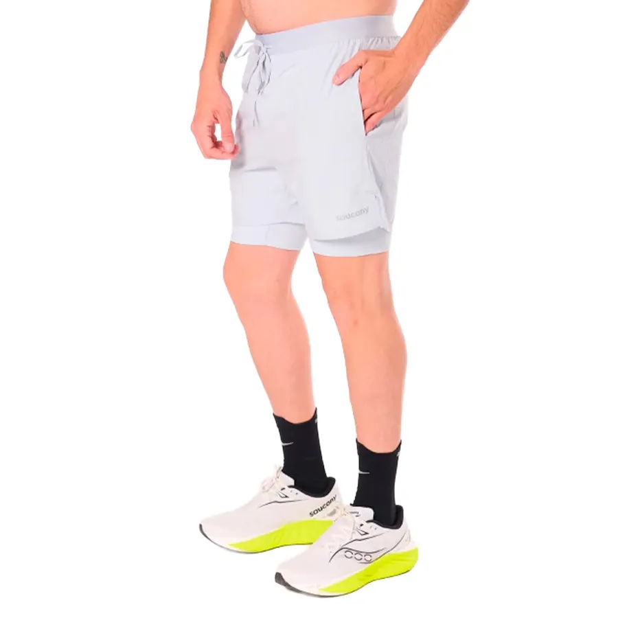 Imagen 2 de 7 de Short Saucony Outpace 2in1-GRIS