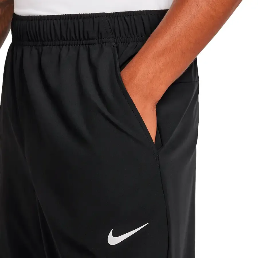 Imagen 4 de 6 de Pantalón Nike Pantalon Training Form-NEGRO