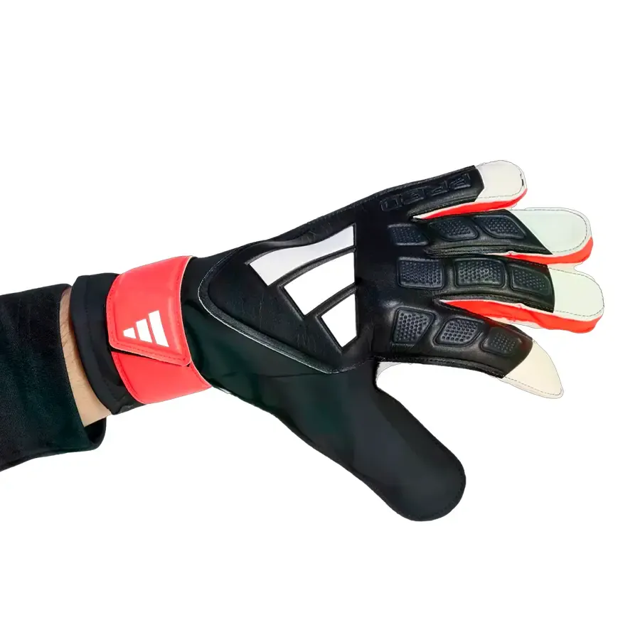 Imagen 1 de 2 de Guantes adidas Predator-ROJO/NEGRO/BLANCO