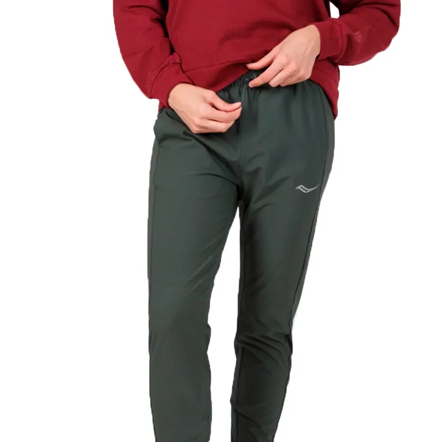 Imagen 1 de 5 de Pantalón Saucony Boston Woven-VERDE OLIVA
