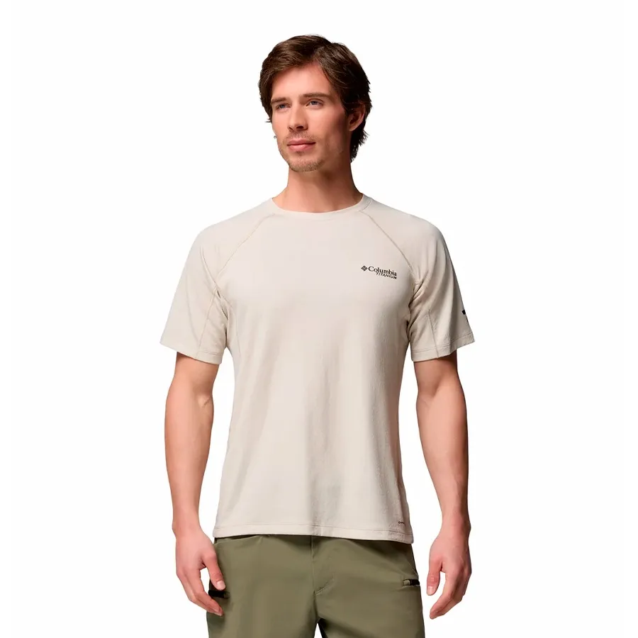 Imagen 0 de 5 de Remera Columbia Dri Venture-BEIGE