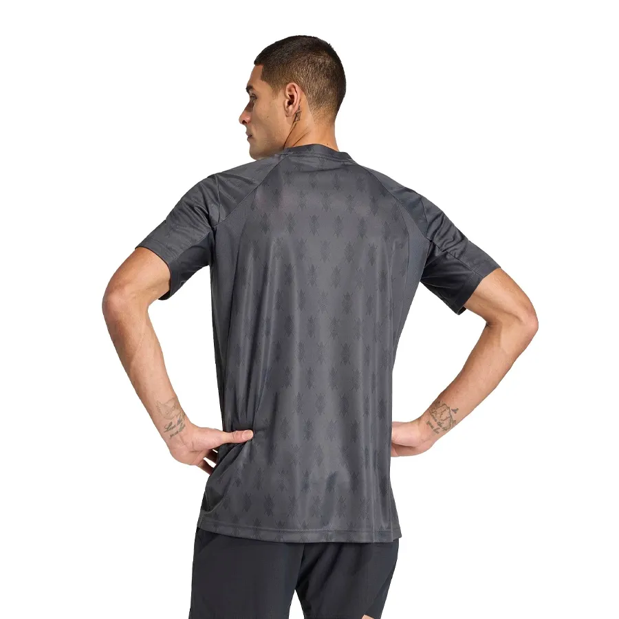 Imagen 1 de 5 de Remera adidas Club Graphic Climacool-GRAFITO