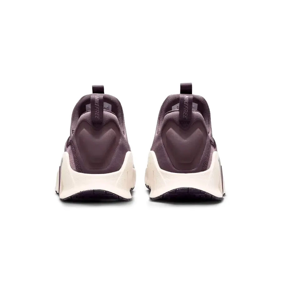 Imagen 3 de 8 de Zapatillas Nike Free Metcon 6-MORADO/BEIGE
