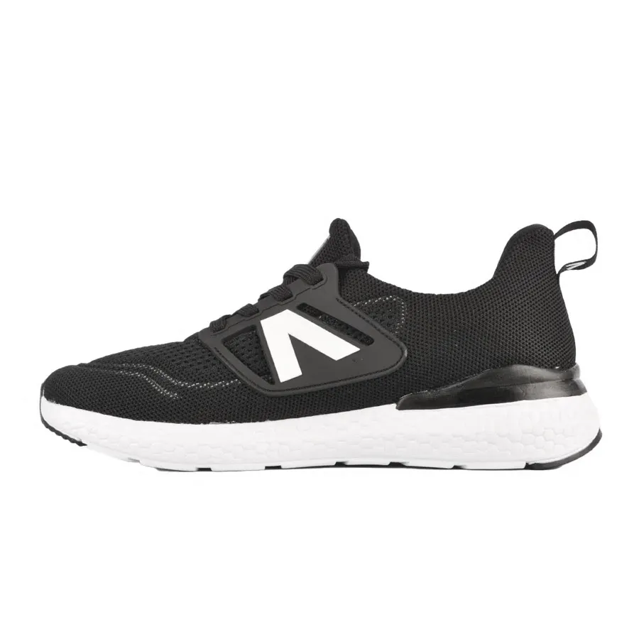Imagen 1 de 5 de Zapatillas A Nation An Ultra-NEGRO/BLANCO