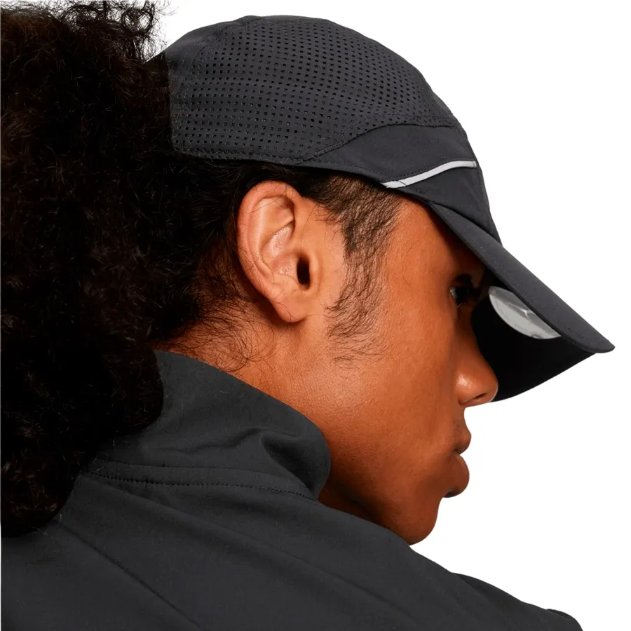 Imagen 2 de 4 de Gorro Puma Lightweght Runner-NEGRO/GRIS