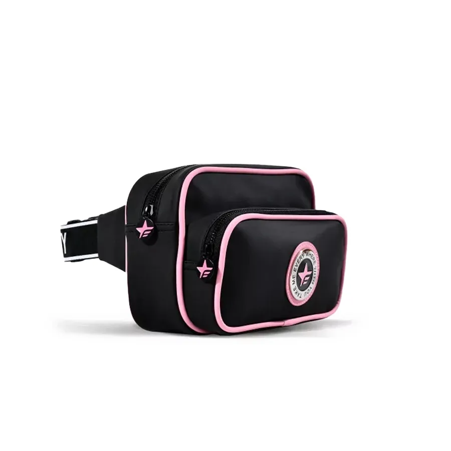 Imagen 1 de 2 de Riñonera Footy Gummy-NEGRO/ROSA