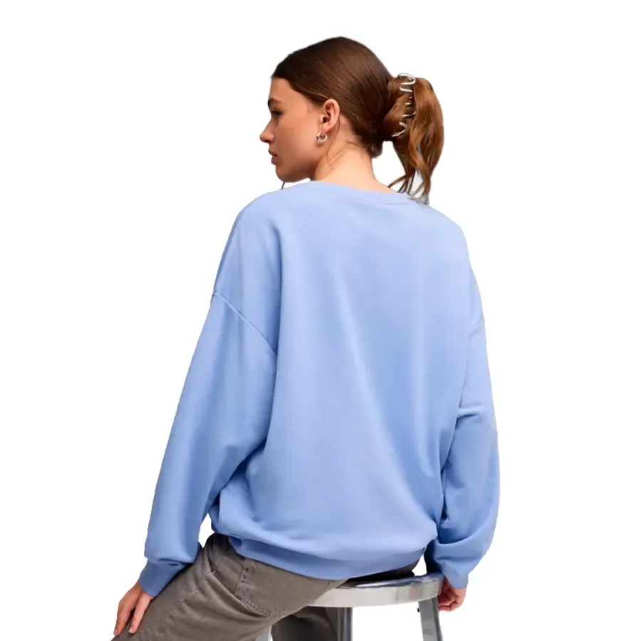 Imagen 1 de 4 de Buzo Puma Essentials Oversize Crew-LAVANDA