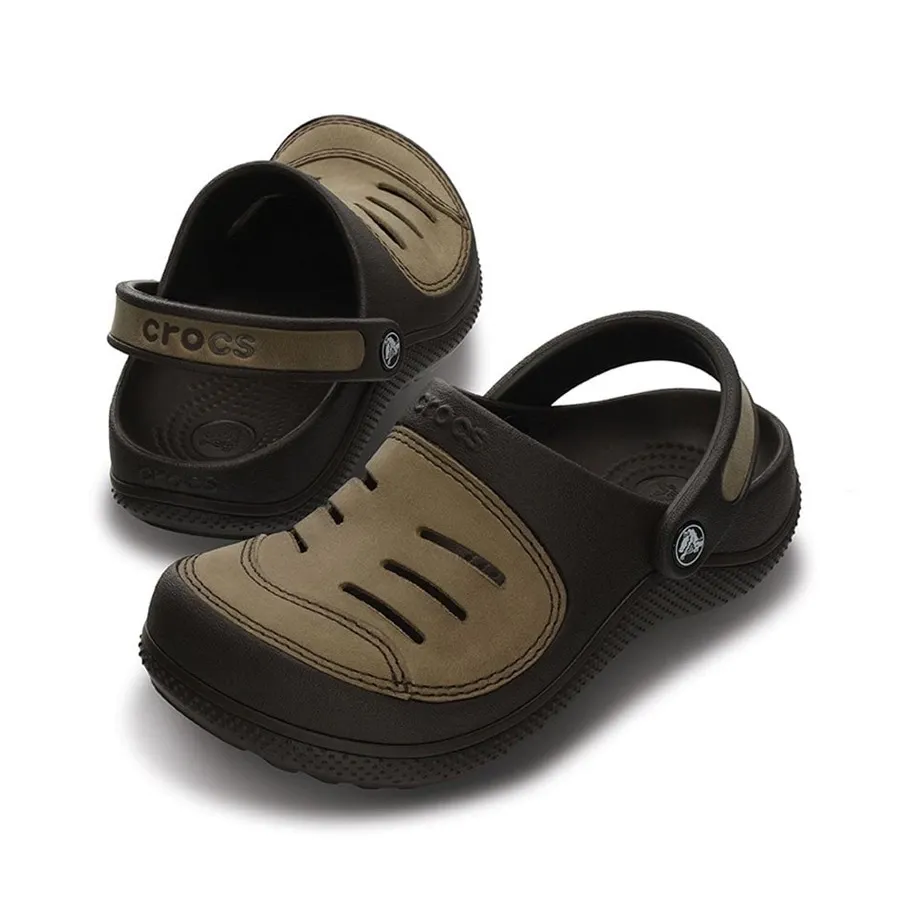 Imagen 2 de 3 de Ojotas Crocs Yukon Clog Kids-MARRON/KHAKI