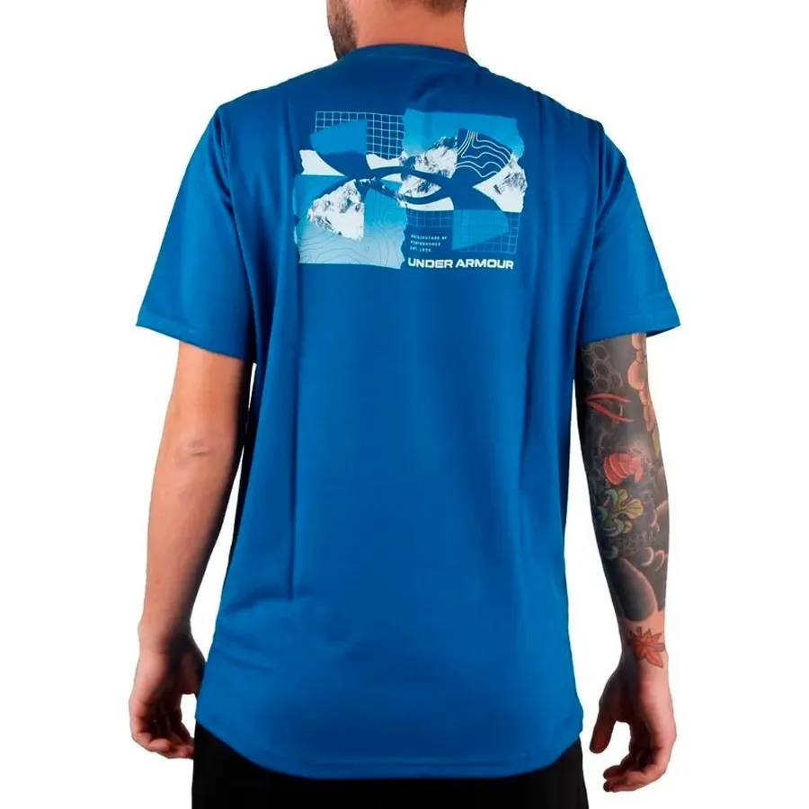 Imagen 2 de 4 de Remera Under Armour Outdoor Tear Grid-AZUL