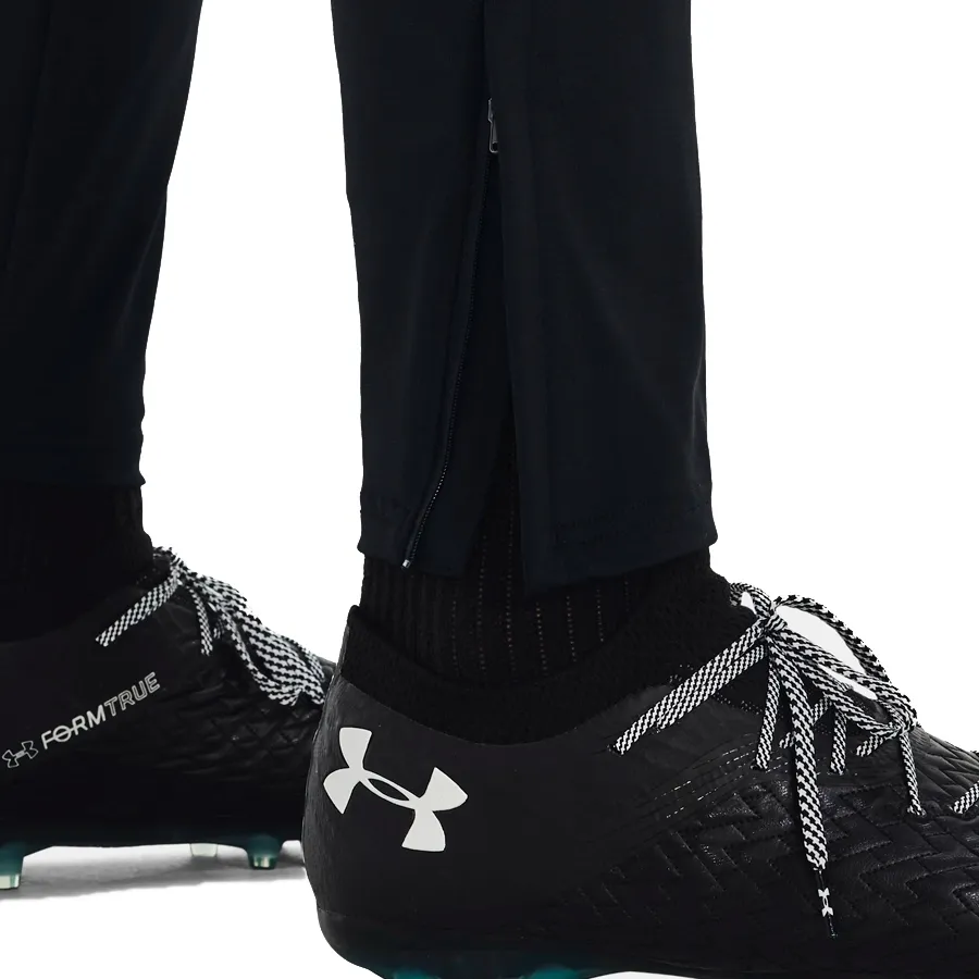 Imagen 3 de 4 de Pantalón Under Armour Challenger-NEGRO/NARANJA FLUOR/BLANCO