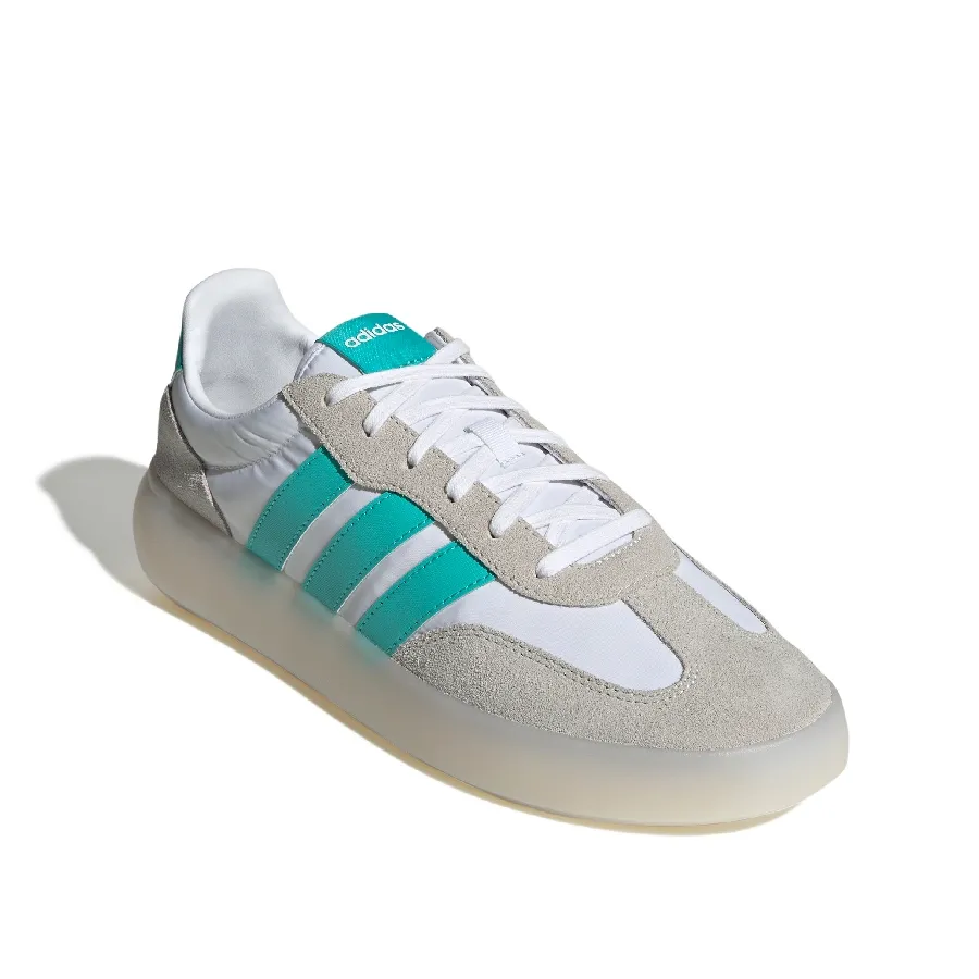 Imagen 1 de 7 de Zapatillas adidas Bareeda Decode Mercedes - AMG Petronas-BLANCO/TURQUESA/BEIGE