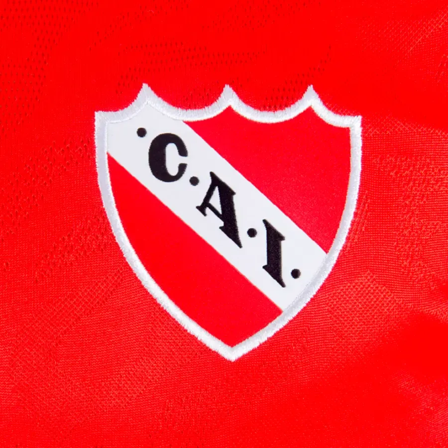 Imagen 4 de 7 de Camiseta Puma Titular Independiente de Avellaneda 26/27-ROJO