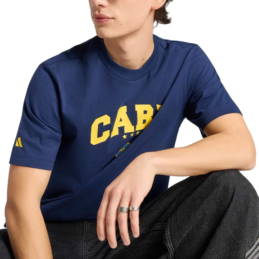 Imagen 4 de 6 de Remera adidas Graphic Boca Juniors-MARINO/AMARILLO