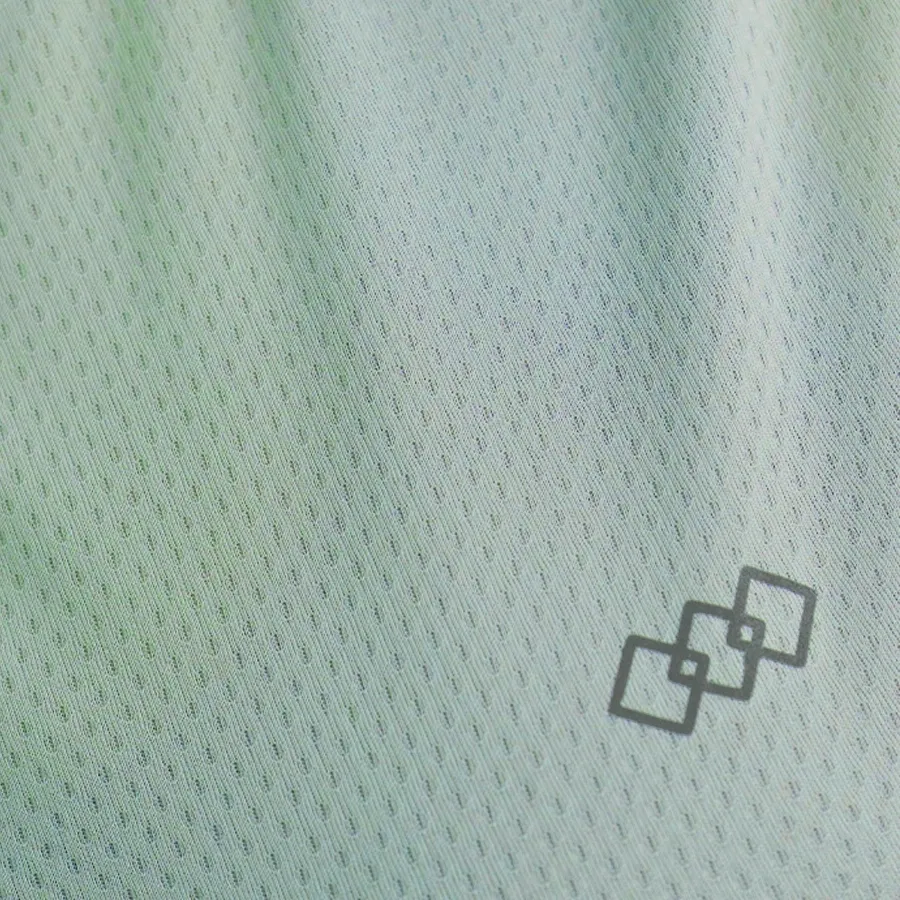 Imagen 3 de 4 de Sudadera Kamp Ultrarun con Recortes Laterales 25-CELESTE