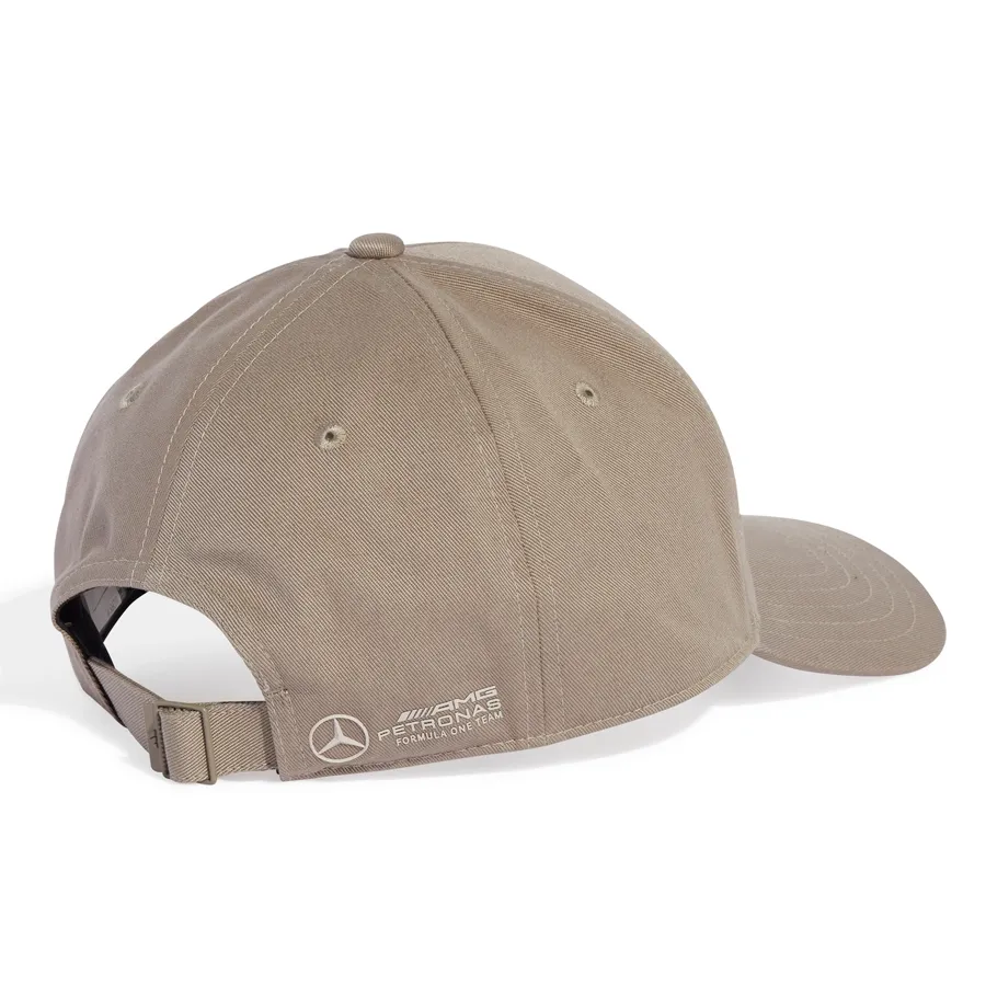 Imagen 1 de 4 de Gorra adidas Mercedes - AMG Petronas Formula One Team-ARENA/BLANCO