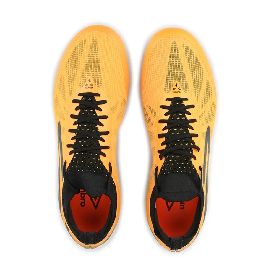 Imagen 3 de 5 de Botines Umbro Velocita 6 Premier-AMARILLO/NEGRO