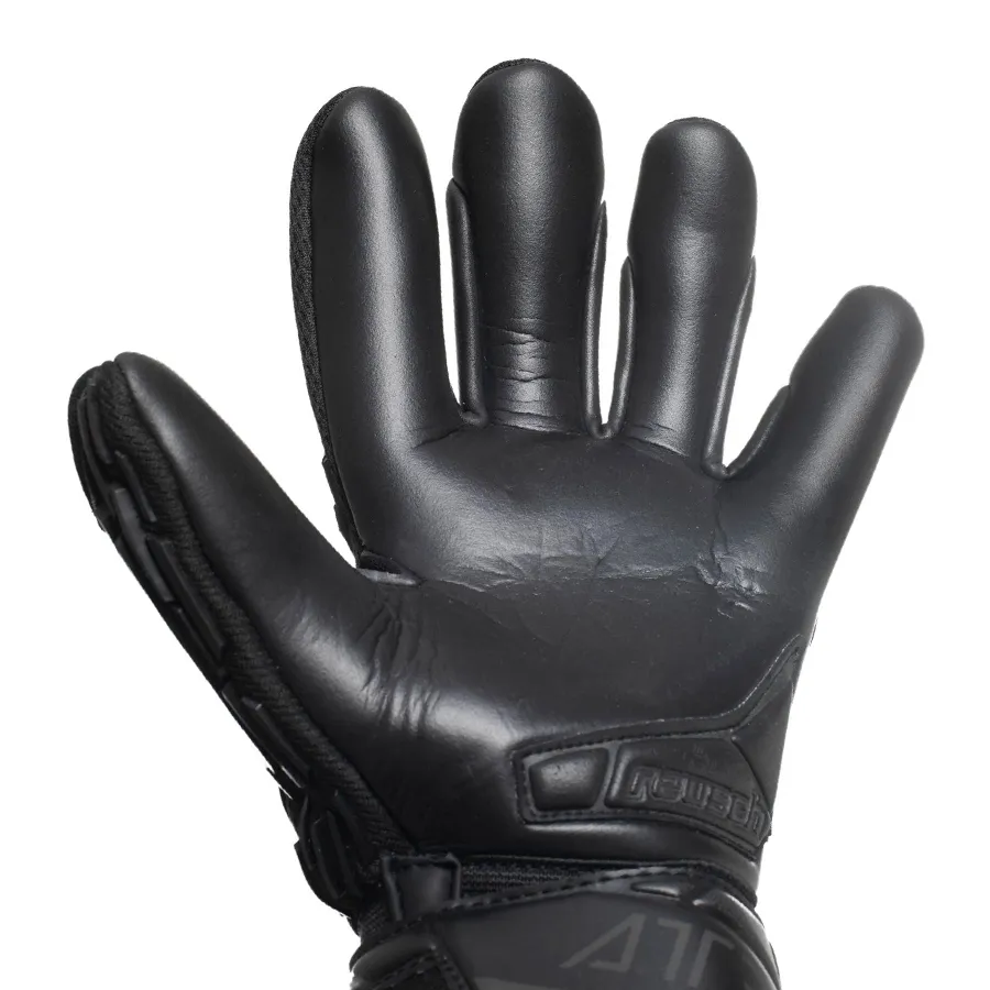 Imagen 1 de 4 de Guantes Reusch Attrakt Freegel-GRIS/NEGRO