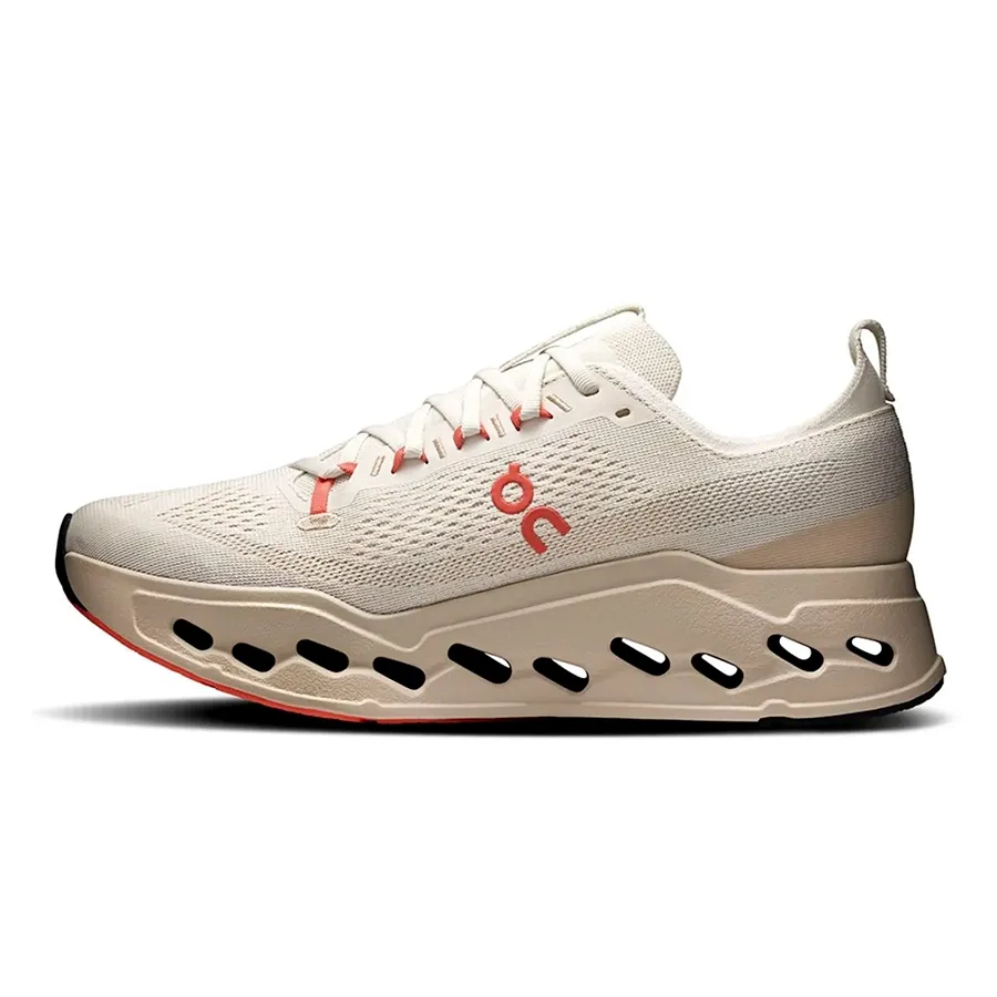 Imagen 2 de 4 de Zapatillas On Cloudsurfer Max-BLANCO/SALMON