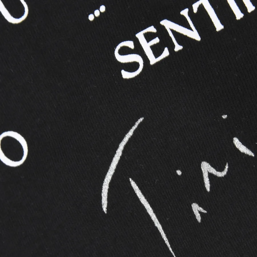 Imagen 5 de 6 de Remera Under Armour Crop Tini Futttura-NEGRO