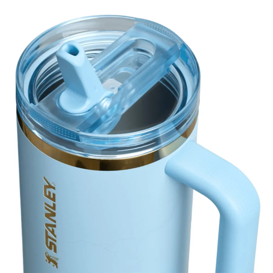 Imagen 2 de 5 de Vaso Quencher ProTour Flip Straw Messi x Stanley 1913 1.18 Lts.-CELESTE/DORADO
