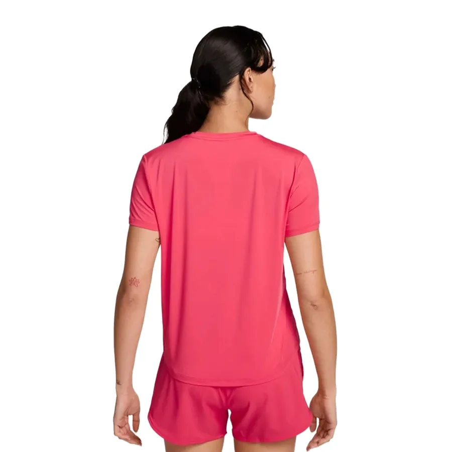 Imagen 1 de 5 de Remera Nike One Classic Dri-FIT-FUCSIA