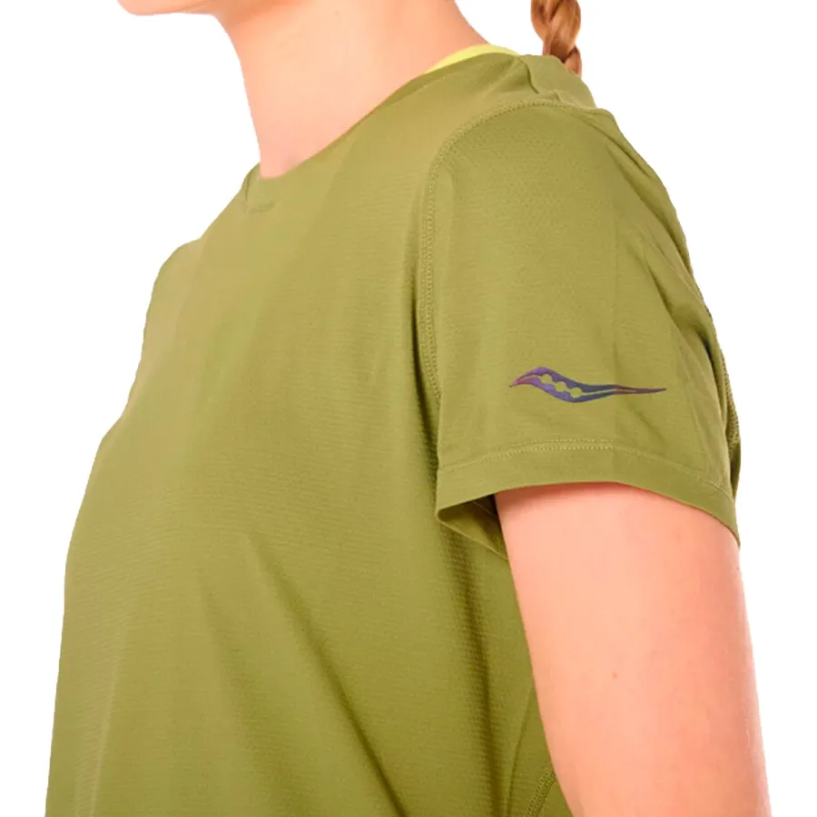Imagen 3 de 6 de Remera Saucony Peregrine Tr Graphic-VERDE OLIVA