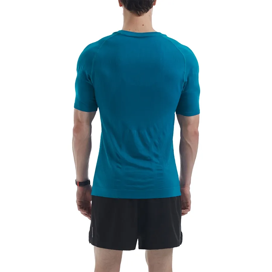 Imagen 1 de 3 de Remera Xpirit Pro Seamless Collection-PETROLEO