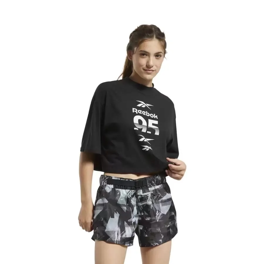 Imagen 0 de 5 de Remera Reebok Myt Rbk Graphic-NEGRO