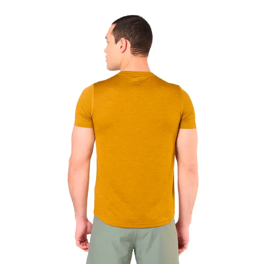 Imagen 2 de 6 de Remera Saucony Stopwatch Graphic-MOSTAZA