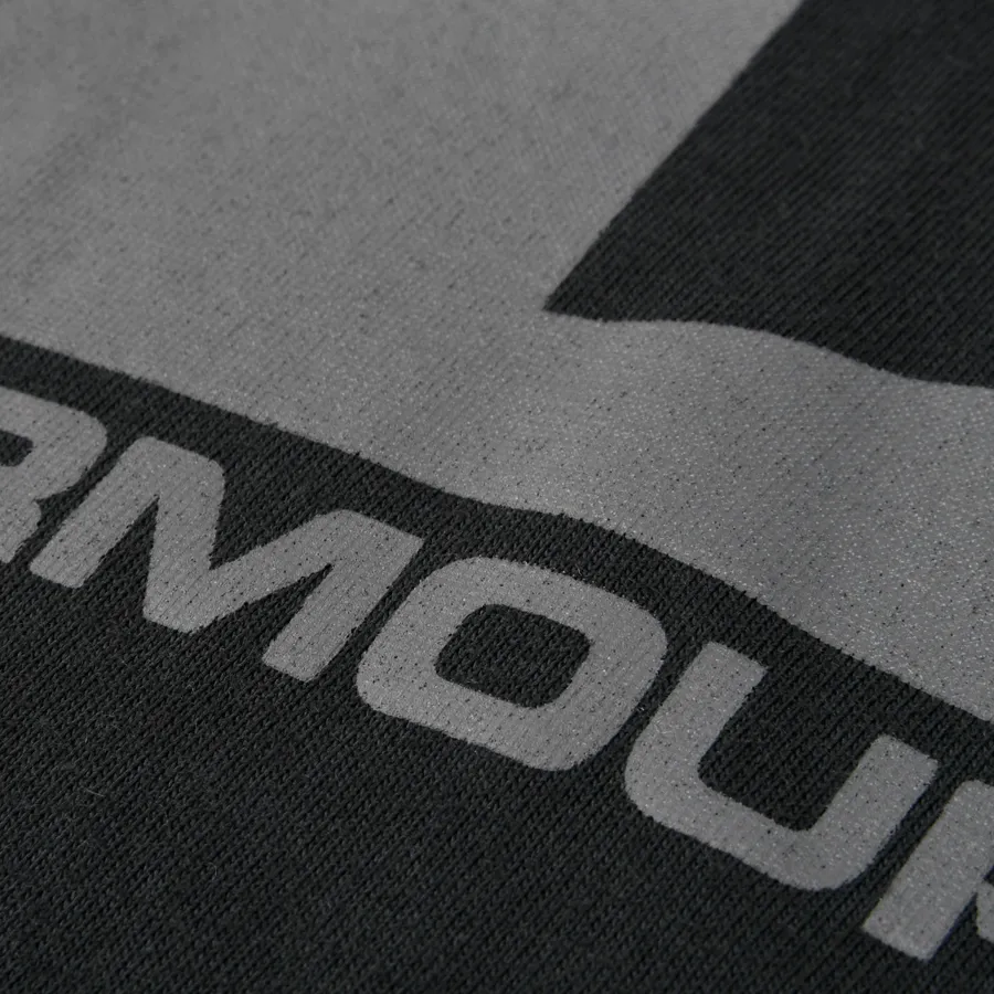 Imagen 4 de 5 de Remera Under Armour Boxed Sportstyle-NEGRO