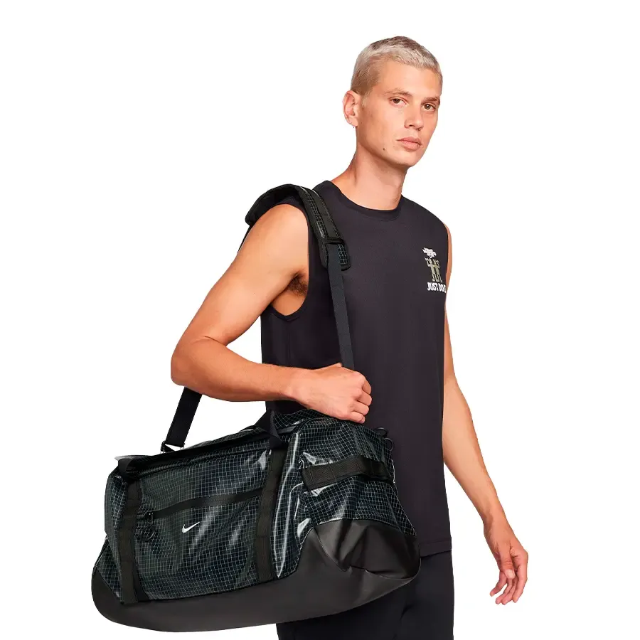 Imagen 4 de 5 de Bolso Nike Duffel-NEGRO