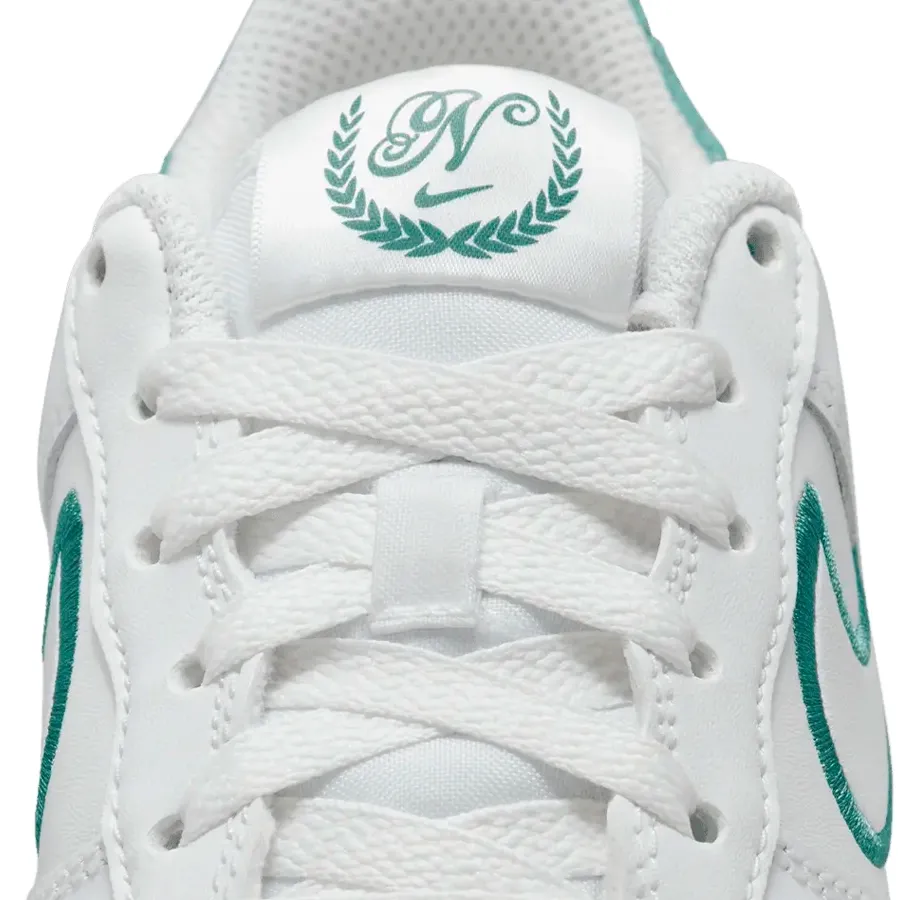 Imagen 6 de 8 de Zapatillas Nike Air Force 1 LV8-BLANCO/VERDE