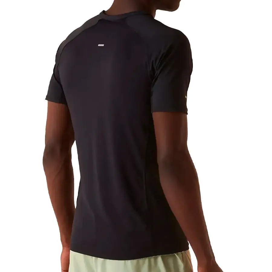 Imagen 1 de 4 de Remera Fila Racer 2-NEGRO