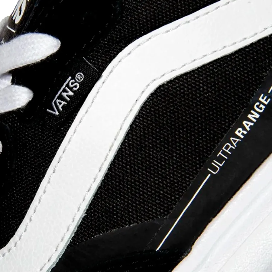 Imagen 4 de 5 de Zapatillas Vans Mte Ultrarange 2.0-GRAFITO/NEGRO/BLANCO