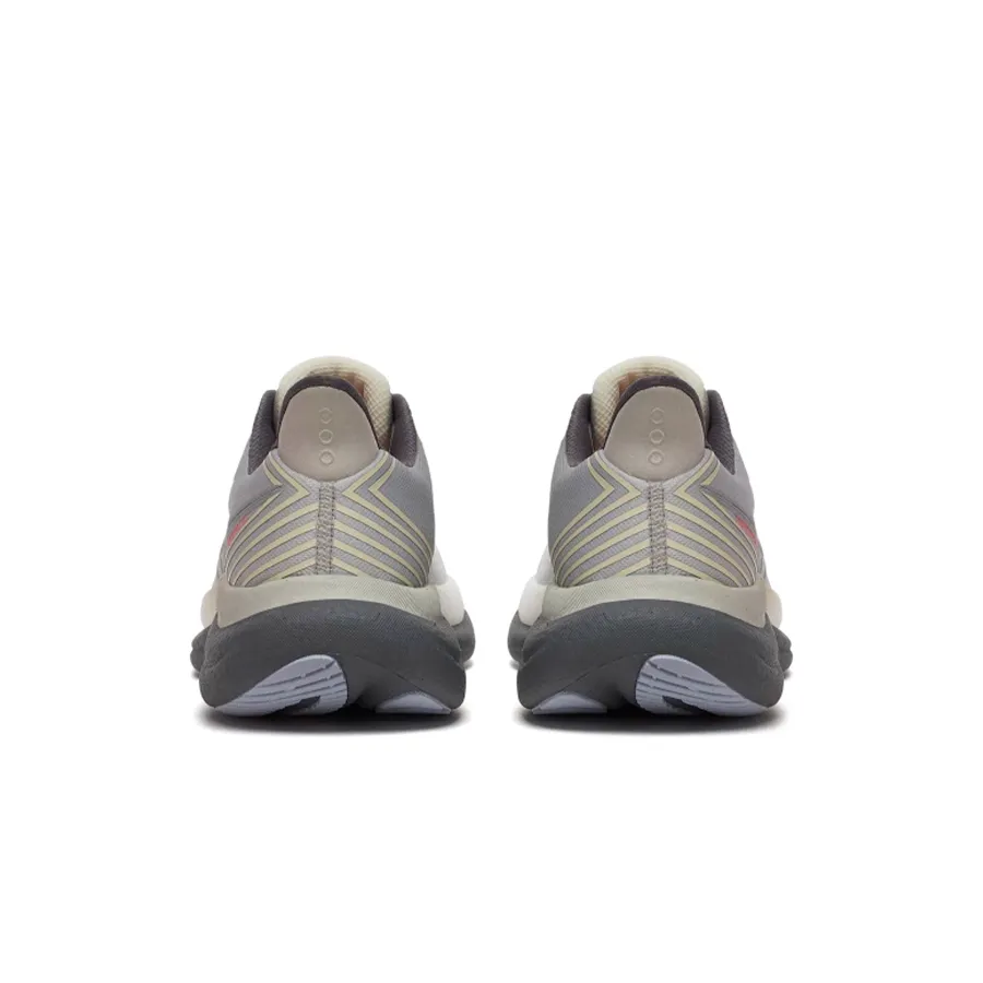 Imagen 5 de 6 de Zapatillas Saucony Triumph 23-GRIS/GRAFITO