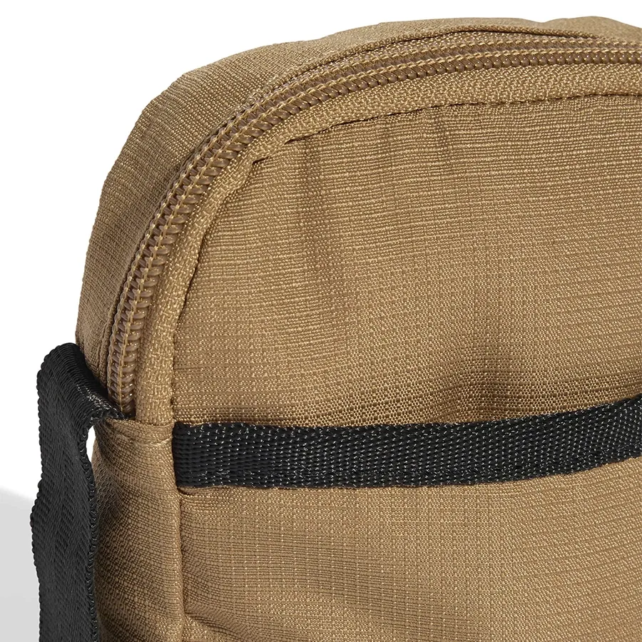 Imagen 3 de 5 de Ac Festival Bag-KAKI/NEGRO