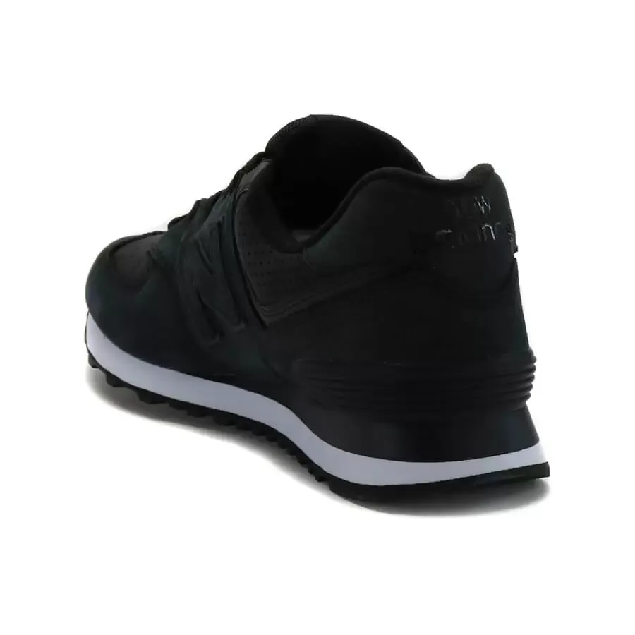 Imagen 1 de 3 de Zapatillas New Balance 574-NEGRO