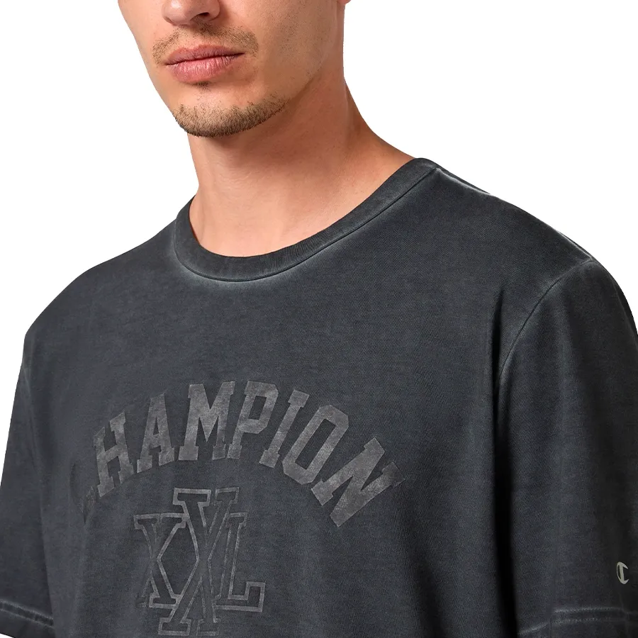 Imagen 2 de 3 de Remera Champion Logo 25-GRAFITO