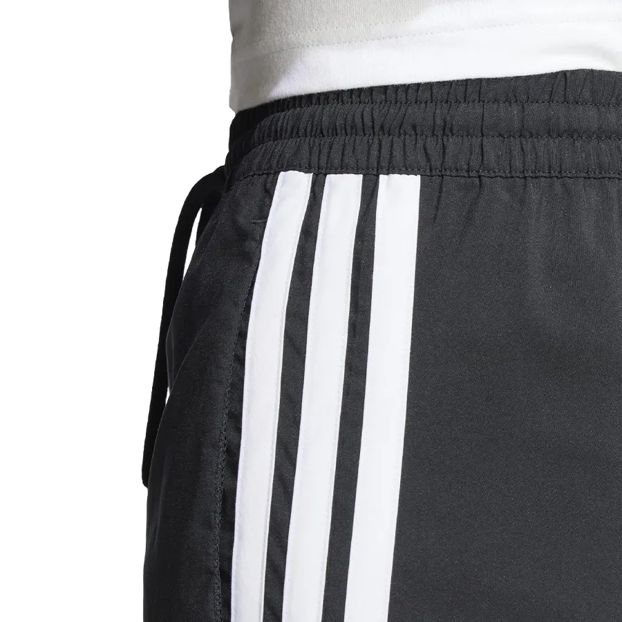 Imagen 3 de 5 de Shorts adidas 3 Stripes Chelsea-NEGRO/BLANCO