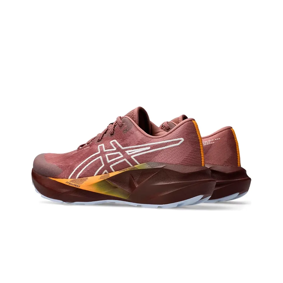 Imagen 5 de 7 de Zapatillas Asics Novablast 5 Nature Bathing-MARRON/VINO/NARANJA