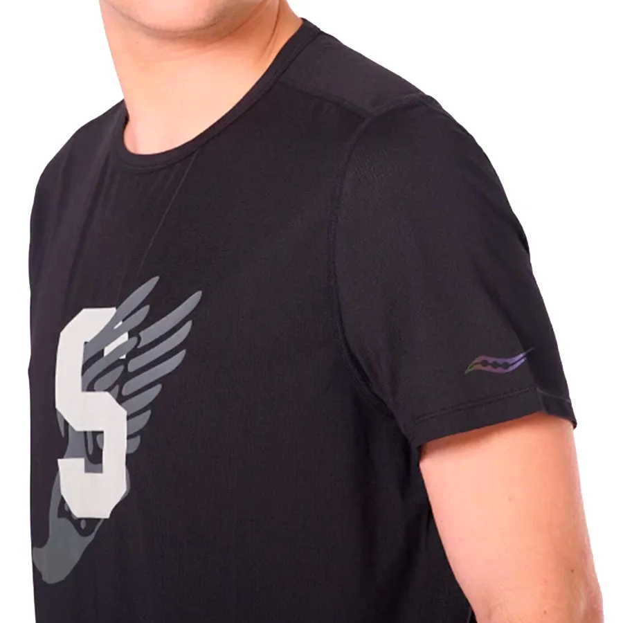 Imagen 2 de 5 de Remera Saucony Stopwatch Graphic-NEGRO