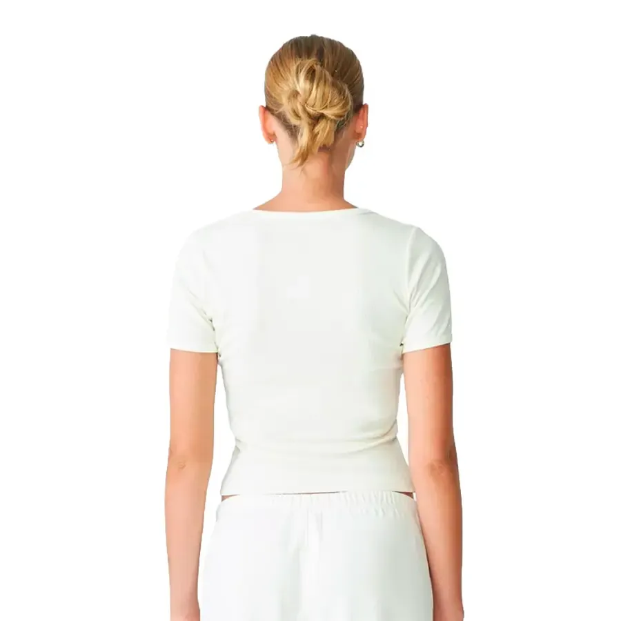 Imagen 1 de 3 de Remera Fila Slim Rib-CRUDO