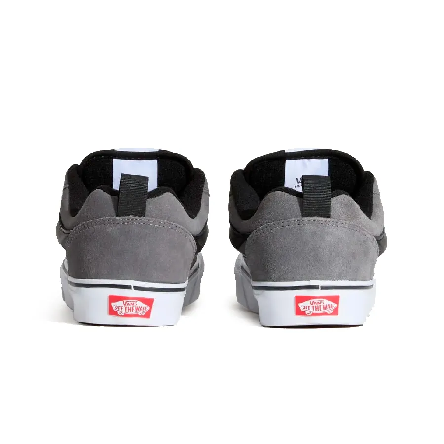 Imagen 3 de 4 de Zapatillas Vans U Knu Skool-GRIS/NEGRO