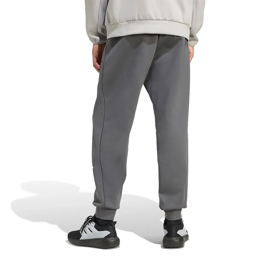 Imagen 1 de 5 de Pantalón adidas Mercedes AMG Petronas F1-GRIS