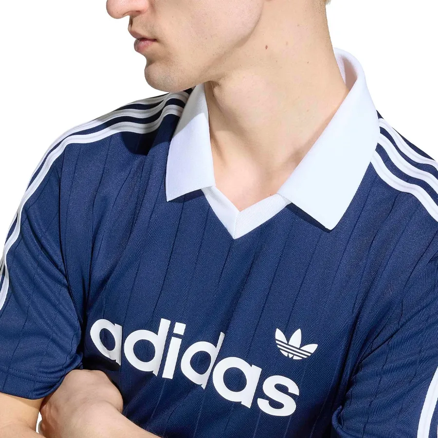 Imagen 3 de 5 de Camiseta adidas originals Drop Needle-MARINO/BLANCO