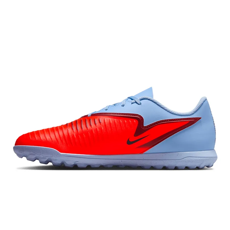Imagen 2 de 8 de Botines Nike Phantom 360 Club TF-CELESTE/CORAL/NEGRO