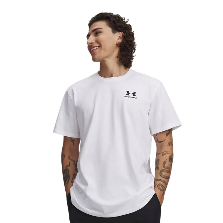 Imagen 0 de 5 de Remera Under Armour Embroidered Heavyweight-BLANCO